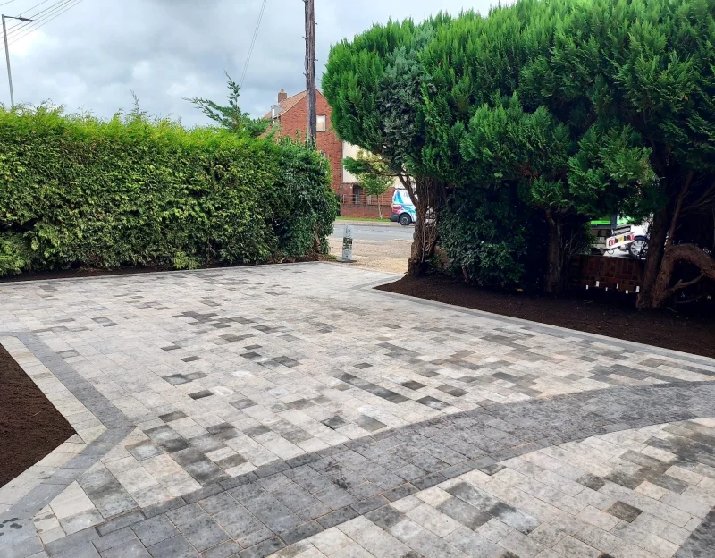 Driveways | House Gardens